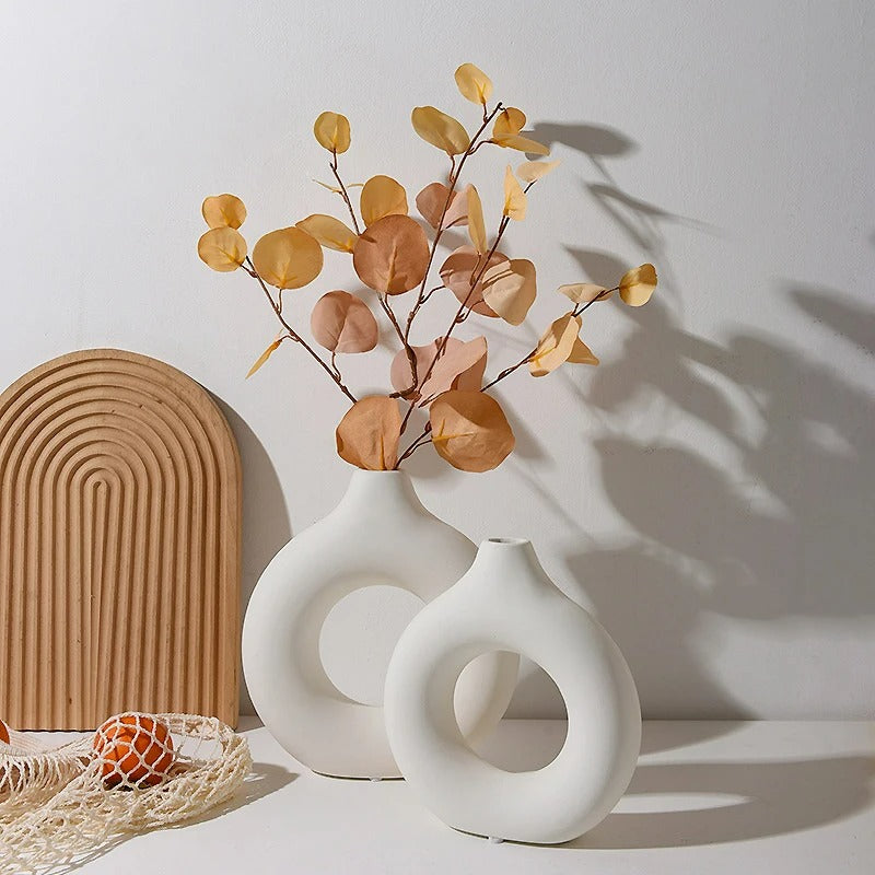 Nordic White Flower Vase – Elegant Plastic Plant Pot & Floral Display Bottle for Home Décor